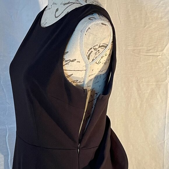 Long black dress evening graduation low back bow back detail sleeveless size L - Picture 4 of 11